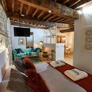 Lofts Amantes De -loft Cobertizo , Toledo Spain