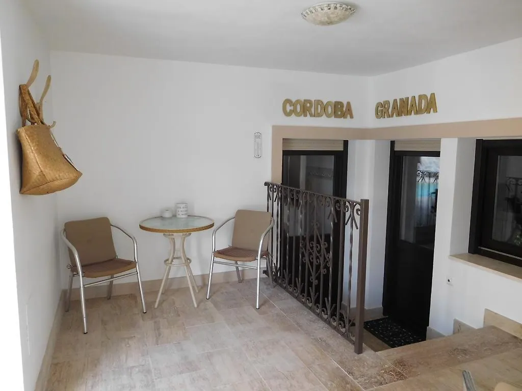 Appartement Casa Holandaluzas Marbella Near Beach, With Salt Water Pool And Private Parking