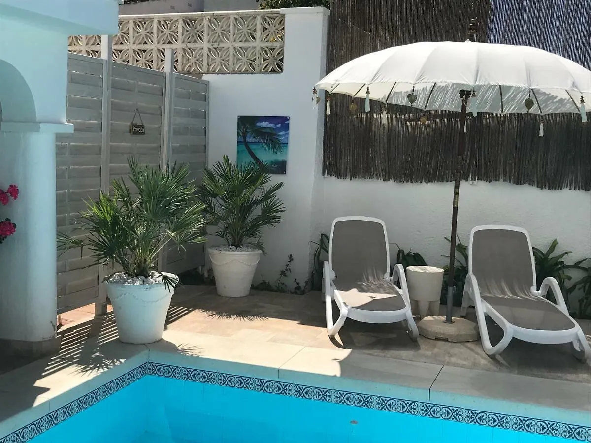 Casa Holandaluzas Marbella Near Beach, With Salt Water Pool And Private Parking Appartement